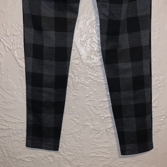 Loft pants plaid - Picture 11 of 14